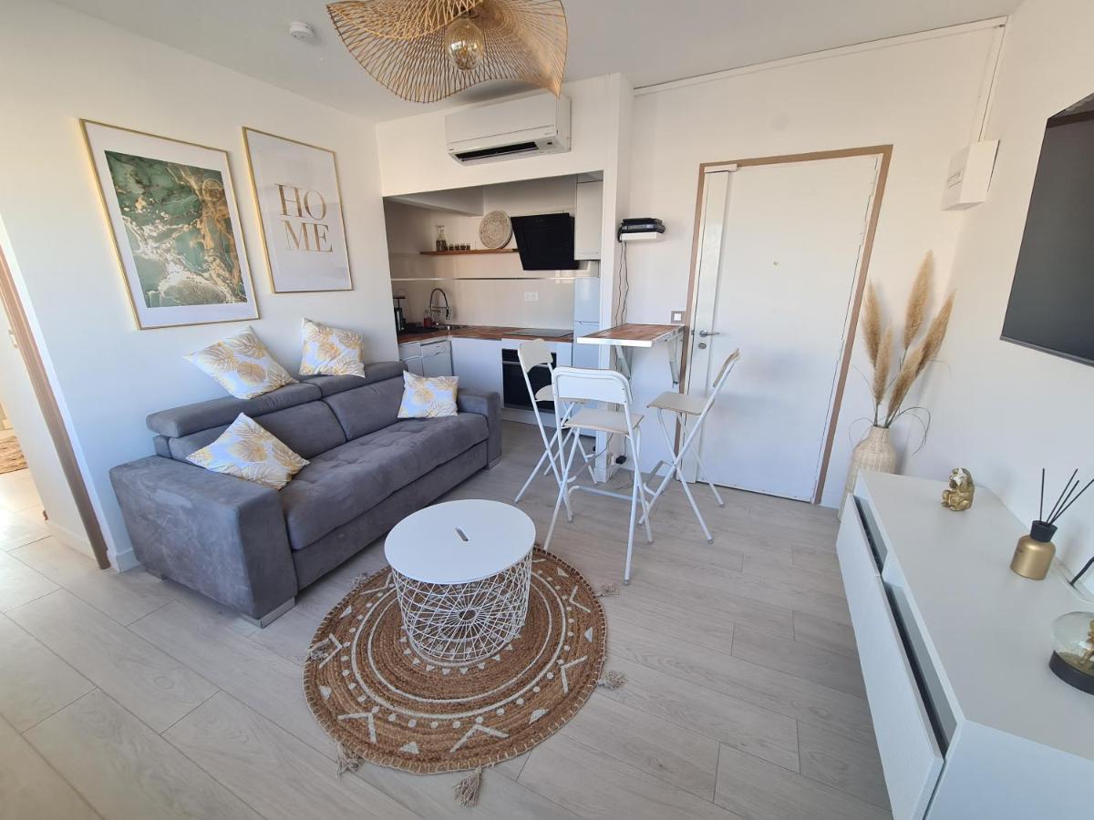 Appartement Lumineux Avec Vue Sur Mer A 50 M De La Plage Et Du Centre La Grande-Motte Exterior photo